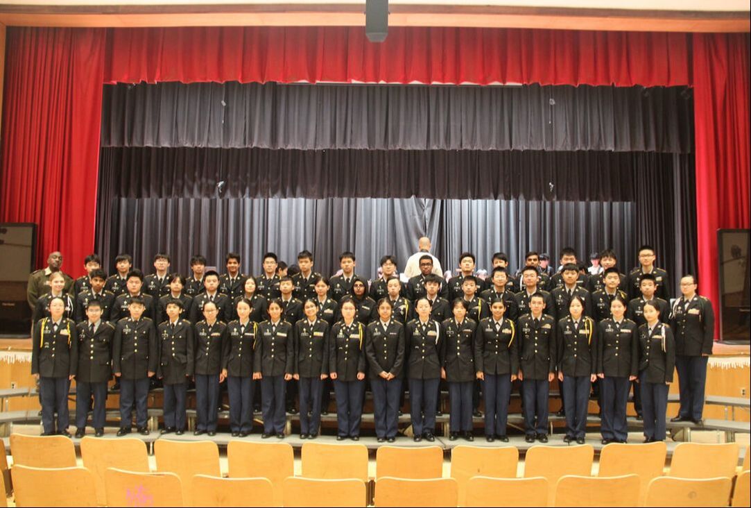 JROTC group picture